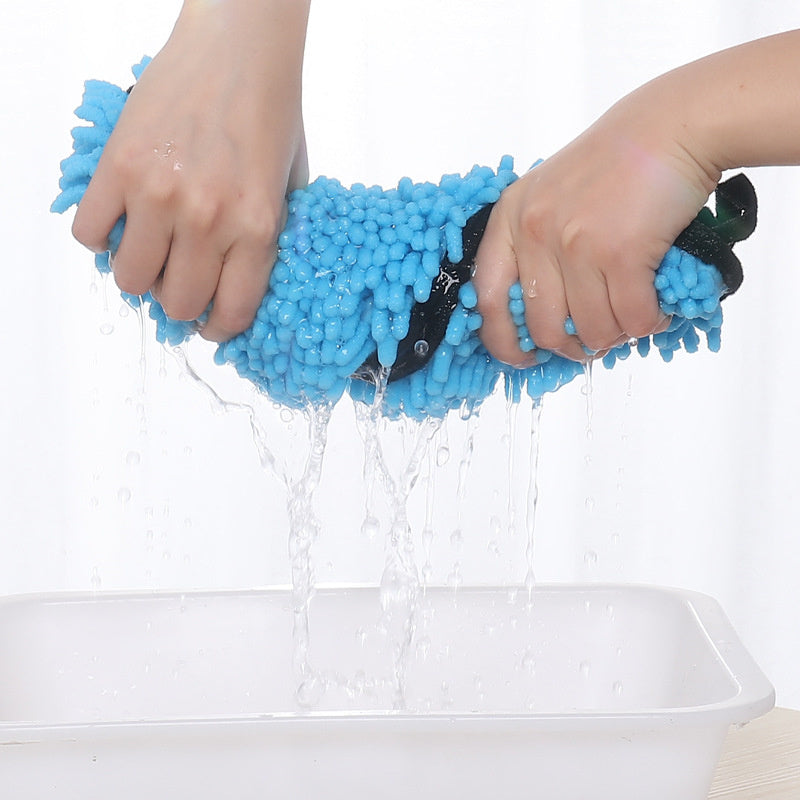Super Absorbent Chenille Pet Bath Towel with Pockets - alternate view